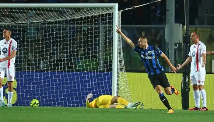 Teun Koopmeiners Atalanta Monza celebrate